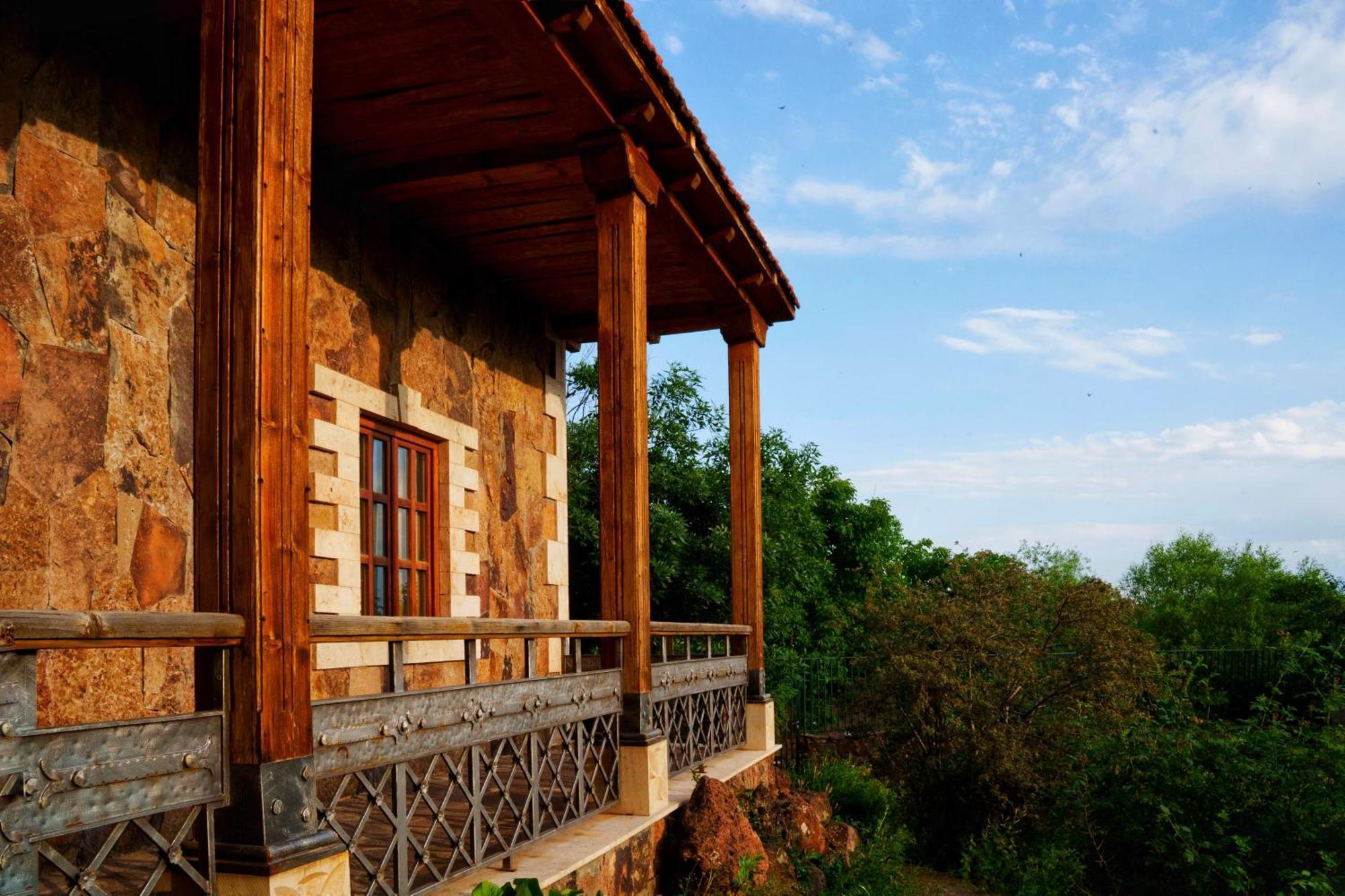 Ma Byurakan Exterior foto